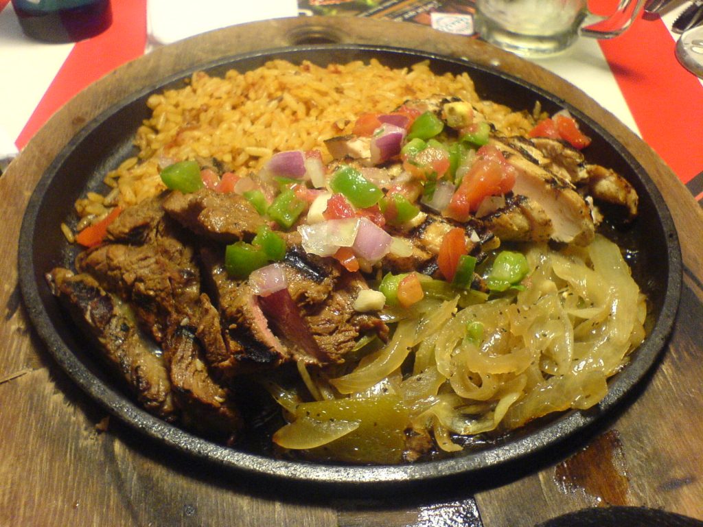 Fajitas comida mexicana popular